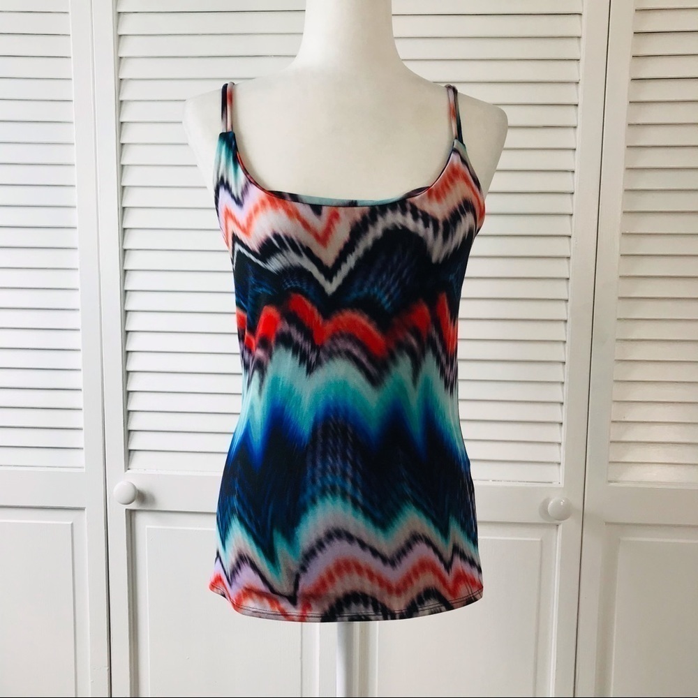 PINK LOTUS Tie-Dye Criss Cross Back Tank Top Size Medium